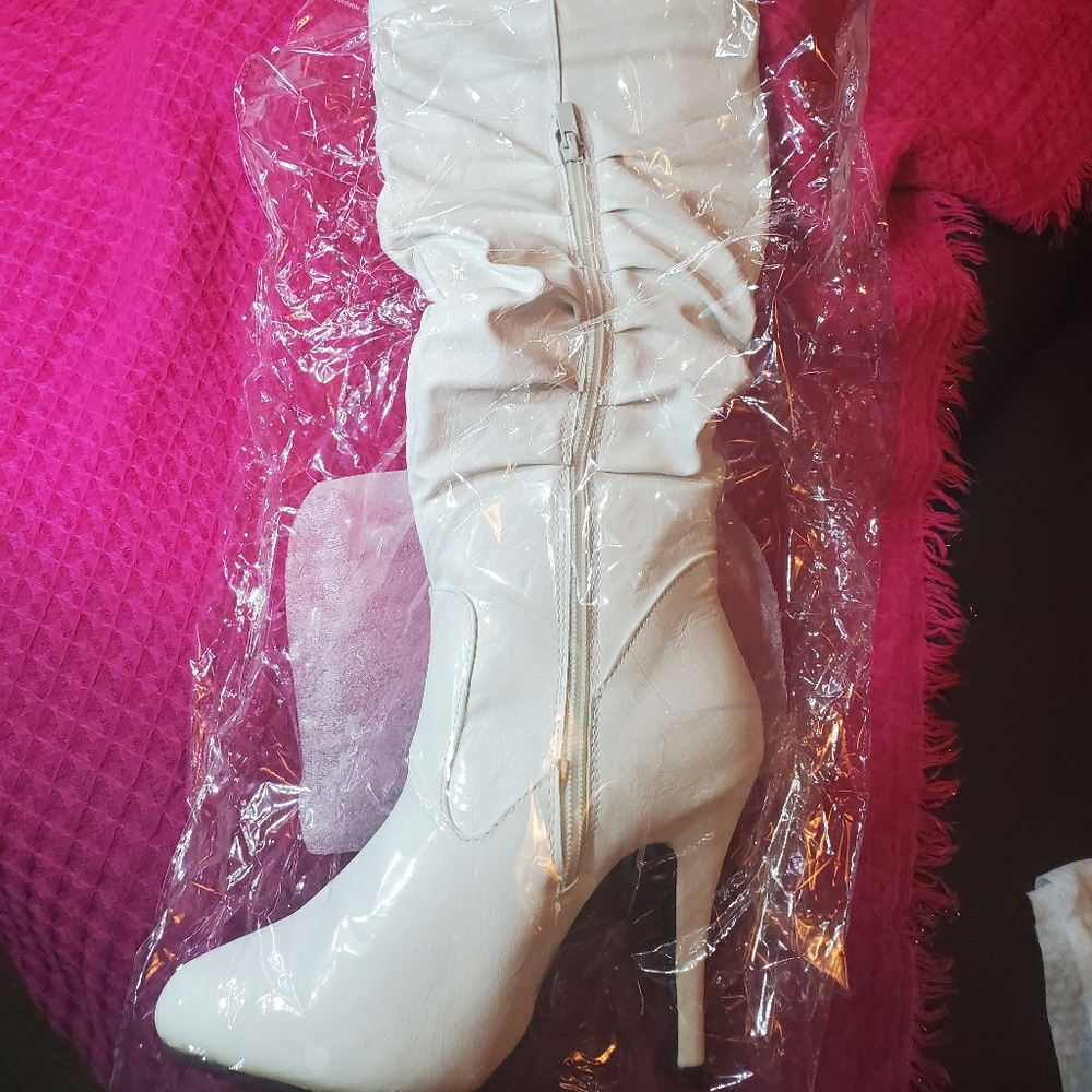 *SOLDWomen over-the-knee stiletto